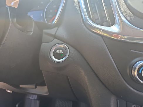 Certified 2023 Chevrolet Equinox LT AWD/4WD image 23