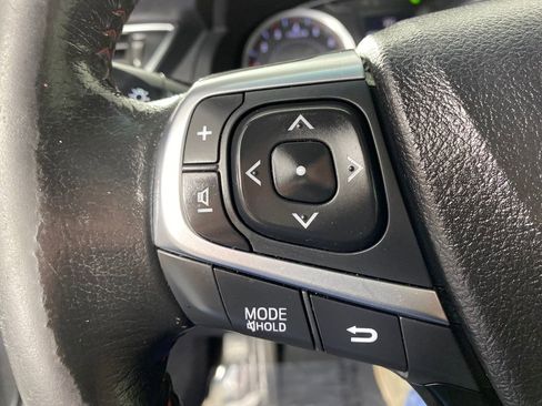 Used 2015 Toyota Camry SE image 14