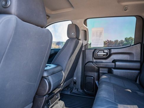Used 2019 Chevrolet Silverado 1500 Custom Trail Boss image 16