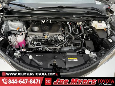 Used 2025 Toyota Sienna LE image 33