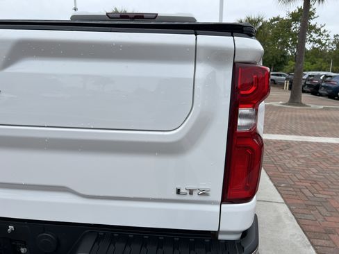 Used 2023 Chevrolet Silverado 2500 LTZ w/ LTZ Convenience Package image 43