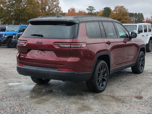 New 2025 Jeep Grand Cherokee L Limited w/ Trailer Tow Package AWD/4WD image 5