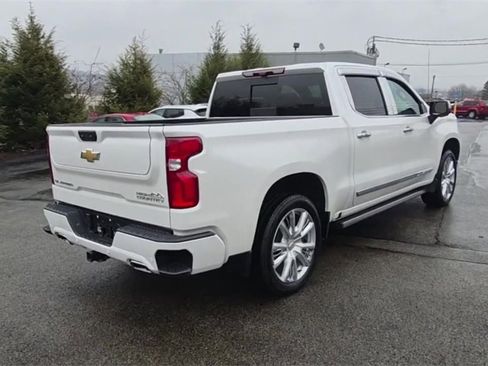Used 2024 Chevrolet Silverado 1500 High Country image 9