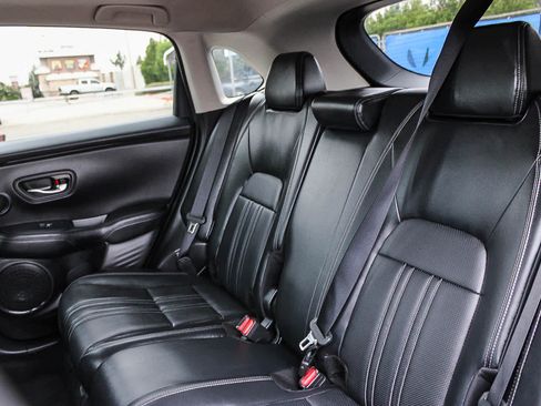 Certified 2023 Honda HR-V EX-L image 18