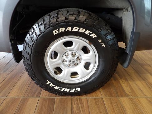 Used 2022 Nissan Frontier S image 9