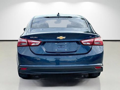 Used 2019 Chevrolet Malibu LT w/ Driver Confidence Package II FWD image 4