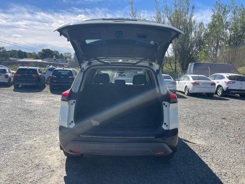 Used 2021 Nissan Rogue SV AWD/4WD image 26