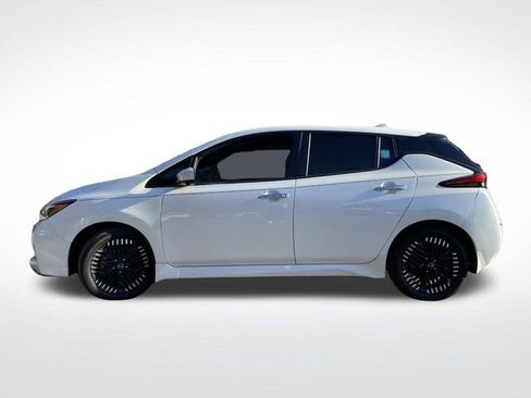 Used 2023 Nissan Leaf SV Plus image 12