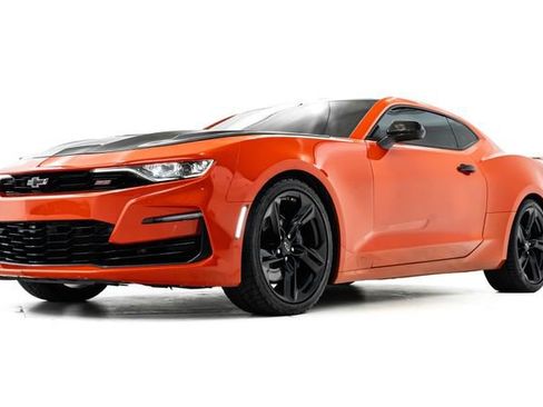 Used 2021 Chevrolet Camaro SS image 11