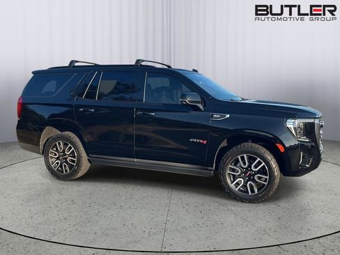 Used 2021 GMC Yukon AT4 w/ AT4 Premium Package image 3