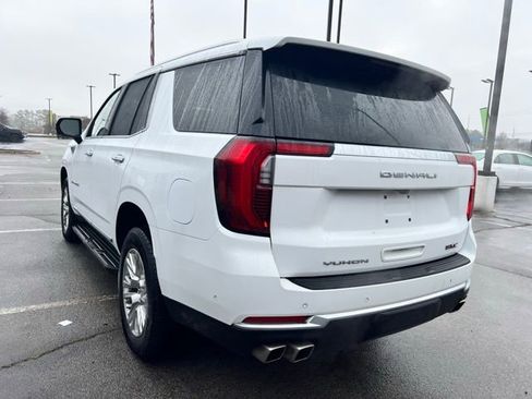 Used 2025 GMC Yukon Denali image 6