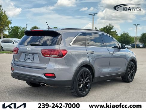 Used 2020 Kia Sorento S FWD image 6