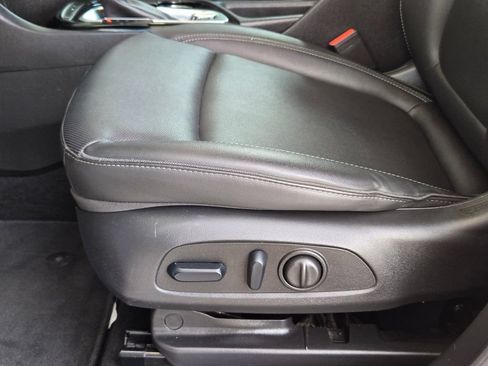 Used 2024 Buick Encore GX Sport Touring w/ Comfort Package FWD image 13