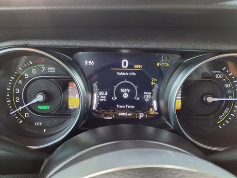 Used 2021 Jeep Wrangler Sahara w/ Cold Weather Group image 29