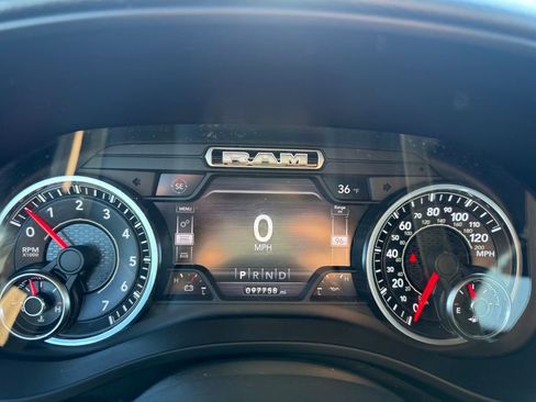 Used 2021 RAM 1500 Big Horn image 15