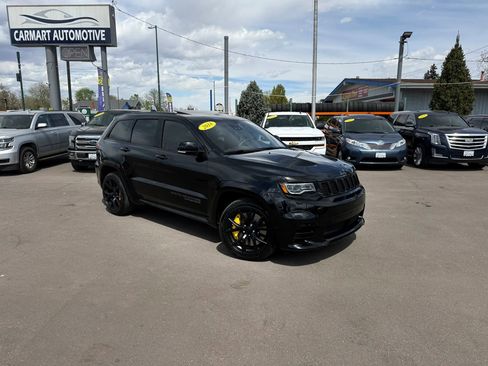Used 2018 Jeep Grand Cherokee Trackhawk image 2