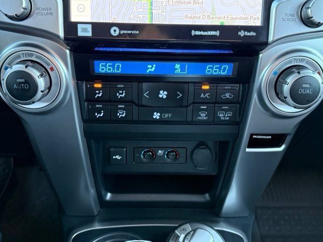 Used 2022 Toyota 4Runner Limited AWD/4WD image 27