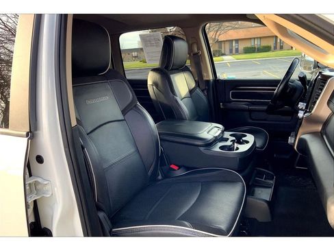 Used 2022 RAM 3500 Laramie image 7