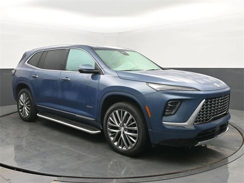 Certified 2025 Buick Enclave Avenir w/ Super Cruise Package image 7