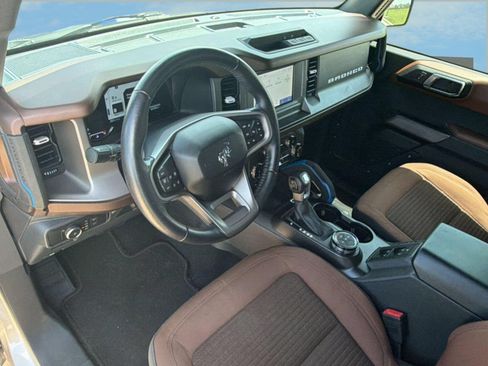 Used 2022 Ford Bronco Outer Banks AWD/4WD image 4
