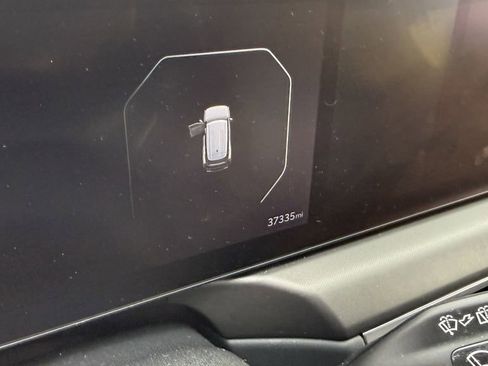 Used 2024 Kia EV9 Land image 4