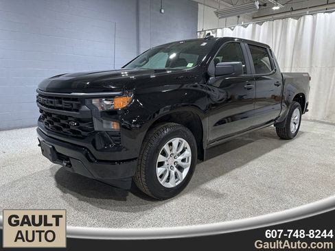 Used 2025 Chevrolet Silverado 1500 Custom w/ LPO, Dark Essentials Package image 4