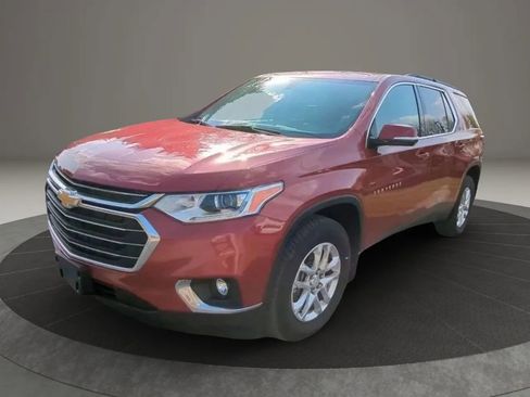 Used 2020 Chevrolet Traverse LT w/ LPO, Cargo Package AWD/4WD image 28