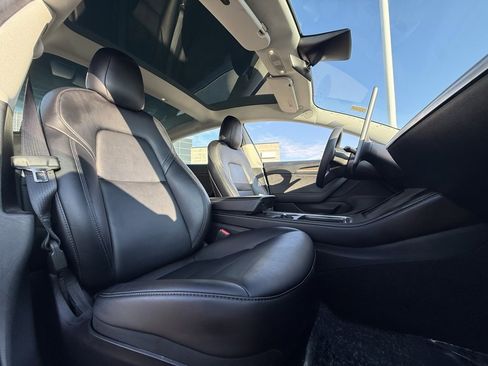 Used 2022 Tesla Model 3 Long Range image 24