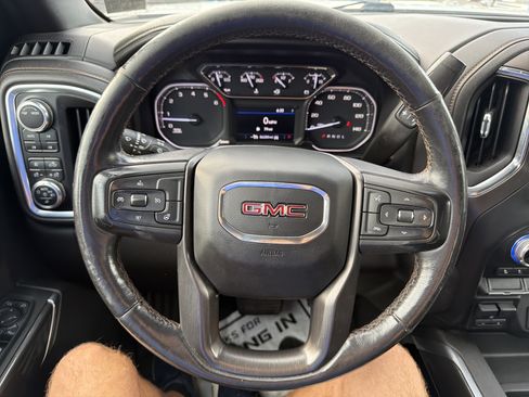 Used 2022 GMC Sierra 2500 AT4 AWD/4WD image 17