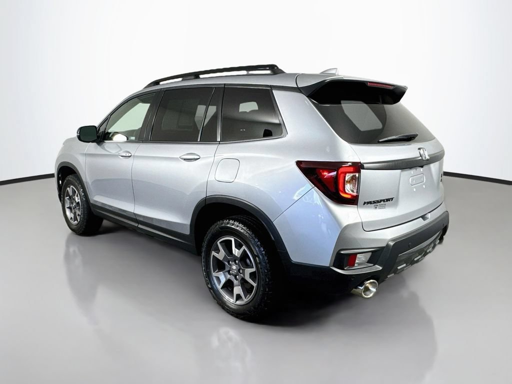 Used 2023 Honda Passport TrailSport image 6