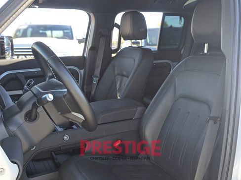 Used 2022 Land Rover Defender 110 S image 22