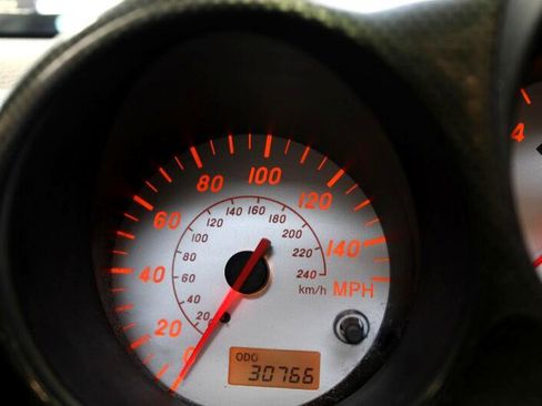 Used 2001 Toyota MR2 image 32