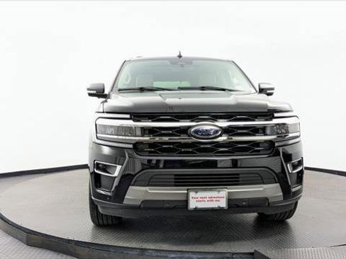 Used 2024 Ford Expedition Limited AWD/4WD image 12