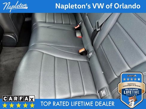 Used 2021 Mercedes-Benz GLC 300 image 30