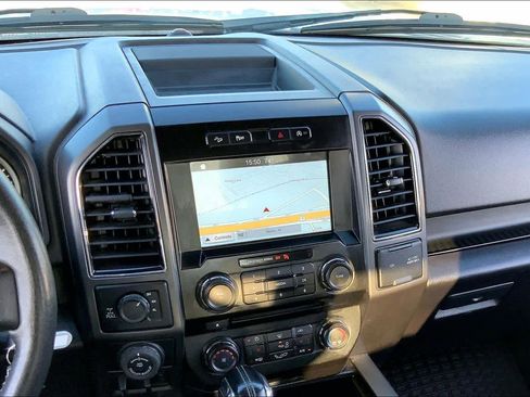 Used 2018 Ford F150 XLT w/ Equipment Group 302A Luxury image 6