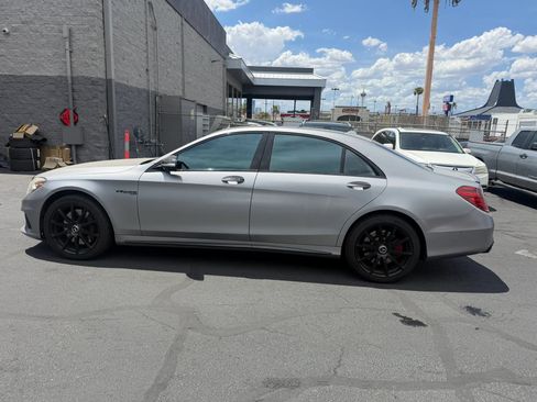 Used 2015 Mercedes-Benz S 63 AMG 4MATIC Sedan image 3