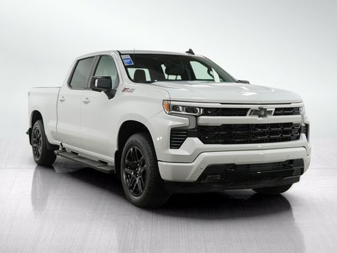 Used 2024 Chevrolet Silverado 1500 RST AWD/4WD image 7