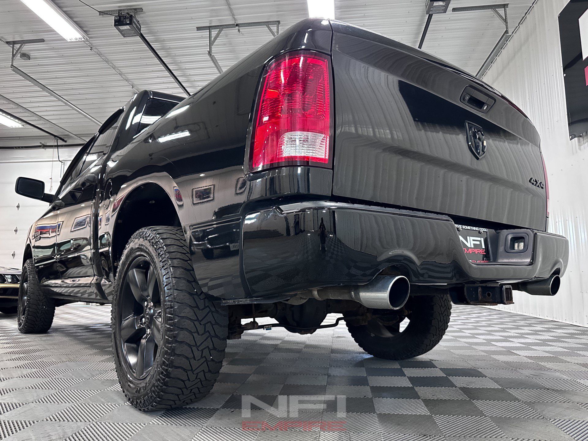 Used 2016 RAM 1500 Express w/ Black Ram 1500 Express Group AWD/4WD image 21