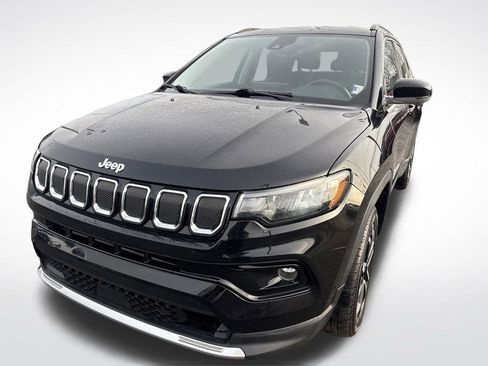 Certified 2022 Jeep Compass Limited image 8