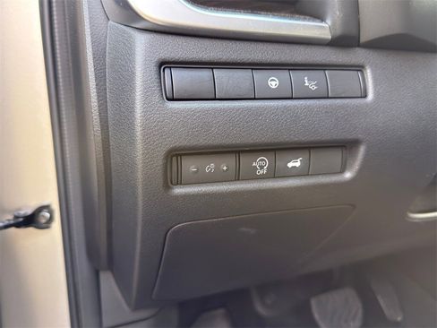 Used 2023 Nissan Rogue Platinum w/ Platinum Premium Package image 20