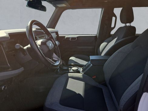 Used 2023 Ford Bronco Big Bend image 11