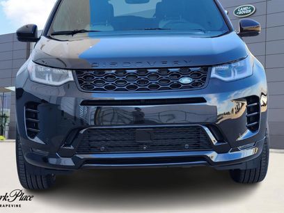 New 2025 Land Rover Discovery Sport Dynamic SE