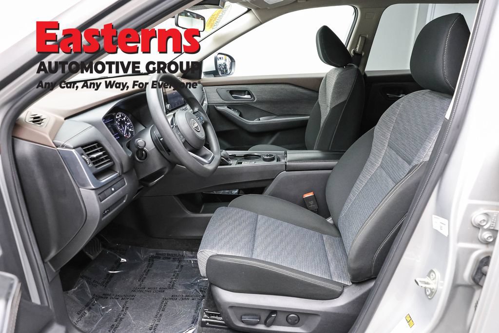 Used 2023 Nissan Rogue SV AWD/4WD image 66