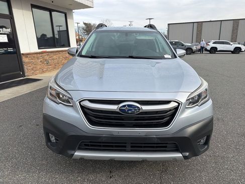 Used 2020 Subaru Outback Limited w/ Popular Package #2 image 10