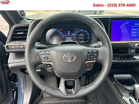 Used 2026 Toyota Crown Limited w/ Advanced Technology Package image 14