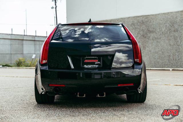 Used 2014 Cadillac CTS V RWD image 17