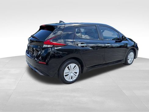Used 2023 Nissan Leaf S FWD image 8