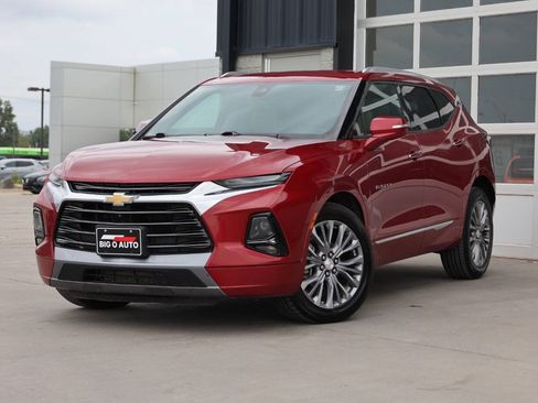 Used 2019 Chevrolet Blazer Premier w/ Driver Confidence II Package AWD/4WD image 3