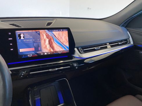 Used 2025 BMW X2 xDrive28i image 25