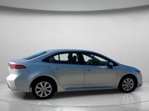 Used 2024 Toyota Corolla LE image 29